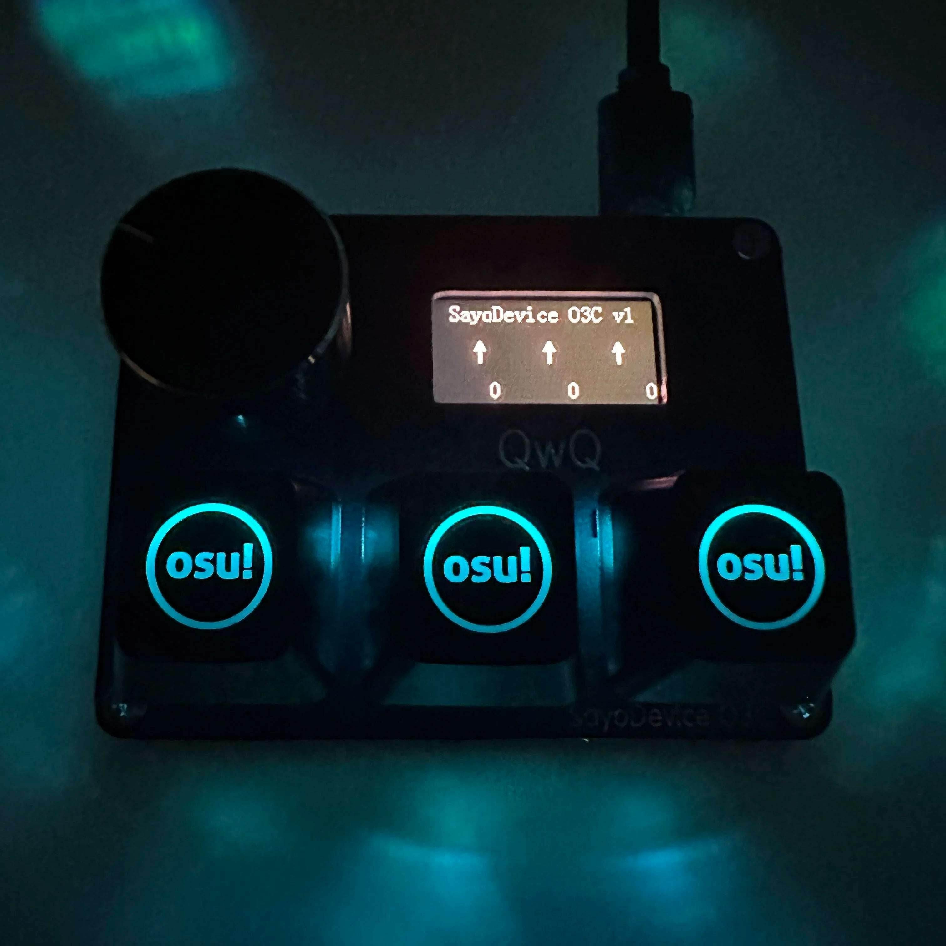 🎮 Mini Clavier Mécanique SayoDevice OSU O3C – Switchs Magnétiques Roses | Écran IPS & Ultra-Vitesse - Legeekshop