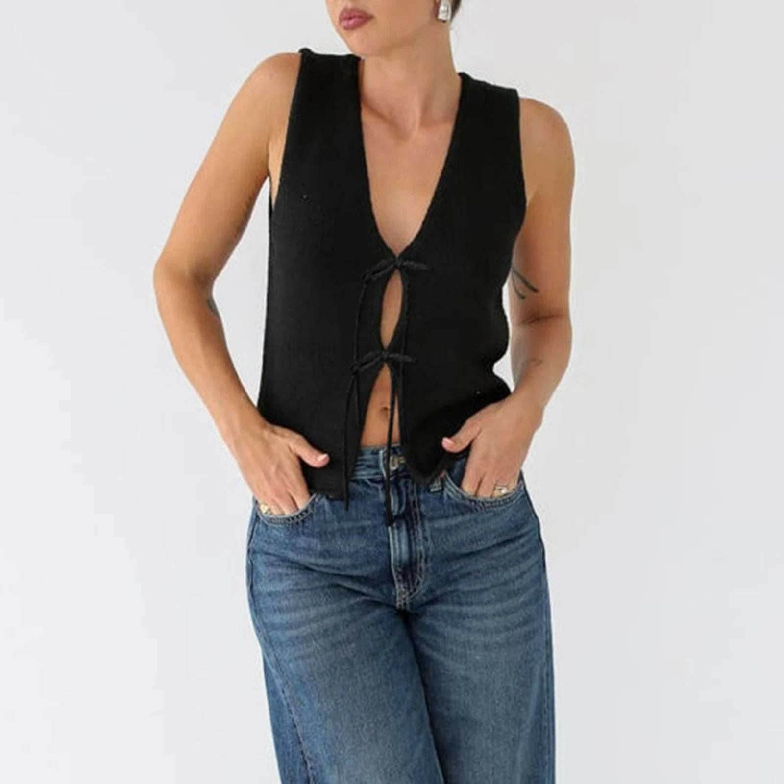 🧶 Pull gilet tricoté Y2K – Débardeur sans manches avec nœud papillon - Legeekshop