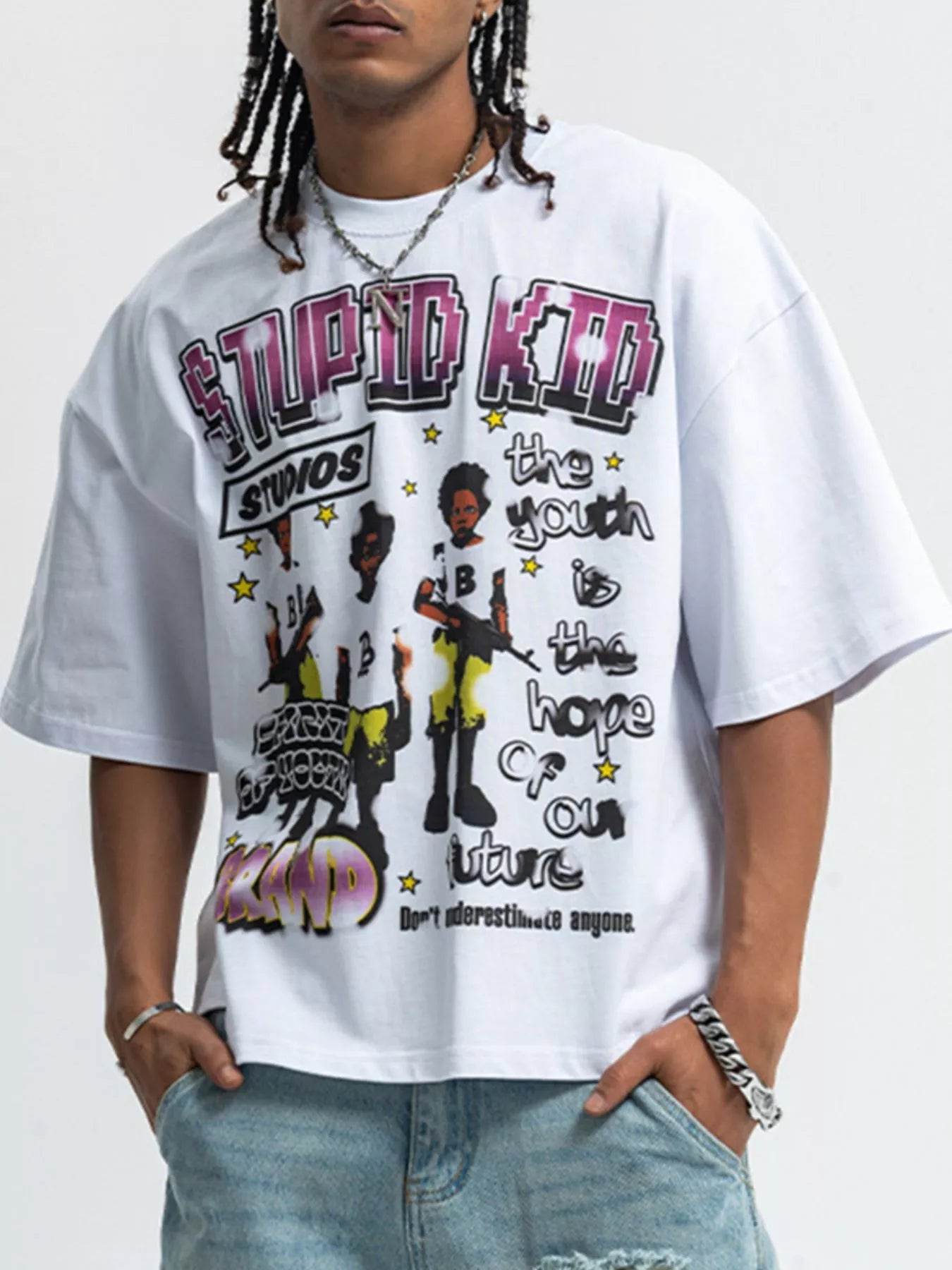 T-shirt homme graphique à col rond et manches courtes avec un design coloré et tendance