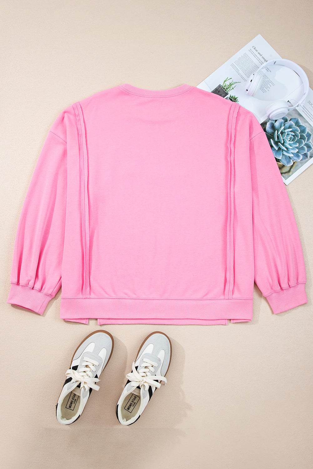 Plus Size Pink Sweatshirt - Grand Nœud en Dentelle Brodée avec Manches Dolman et Fente - Legeekshop