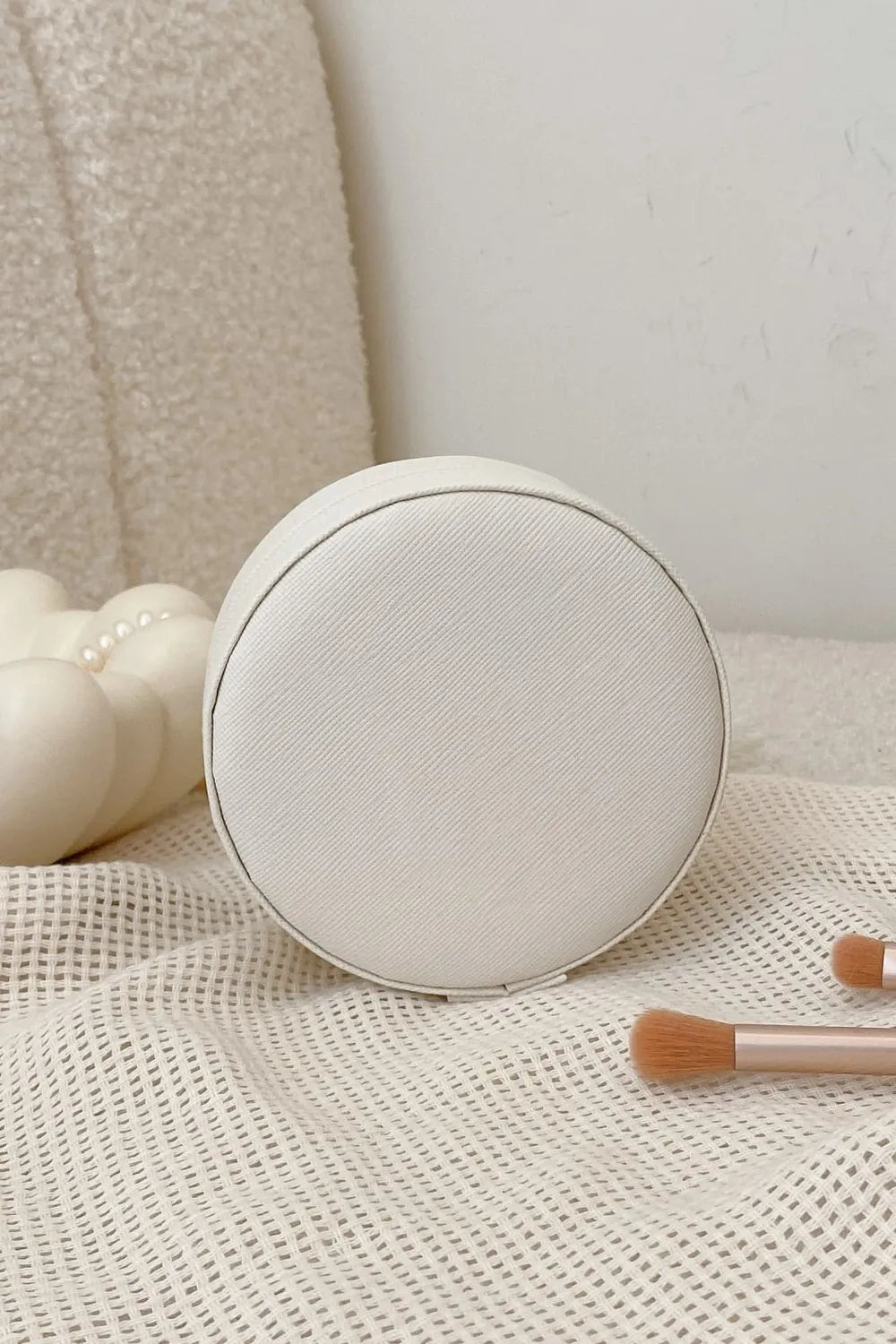 6f80a53f-366d-4958-8832-9c4e550ee420-Max