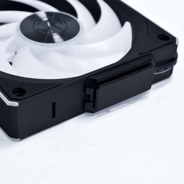 Lian Li UNI FAN CL120 Wireless, Gehäuselüfter - Lian Li - vue 10